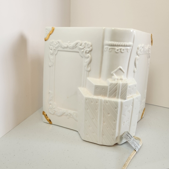 Santa Claus Christmas Eve Fireplace Light Up Lamp Vintage White Gold Decoration - Picture 6 of 12